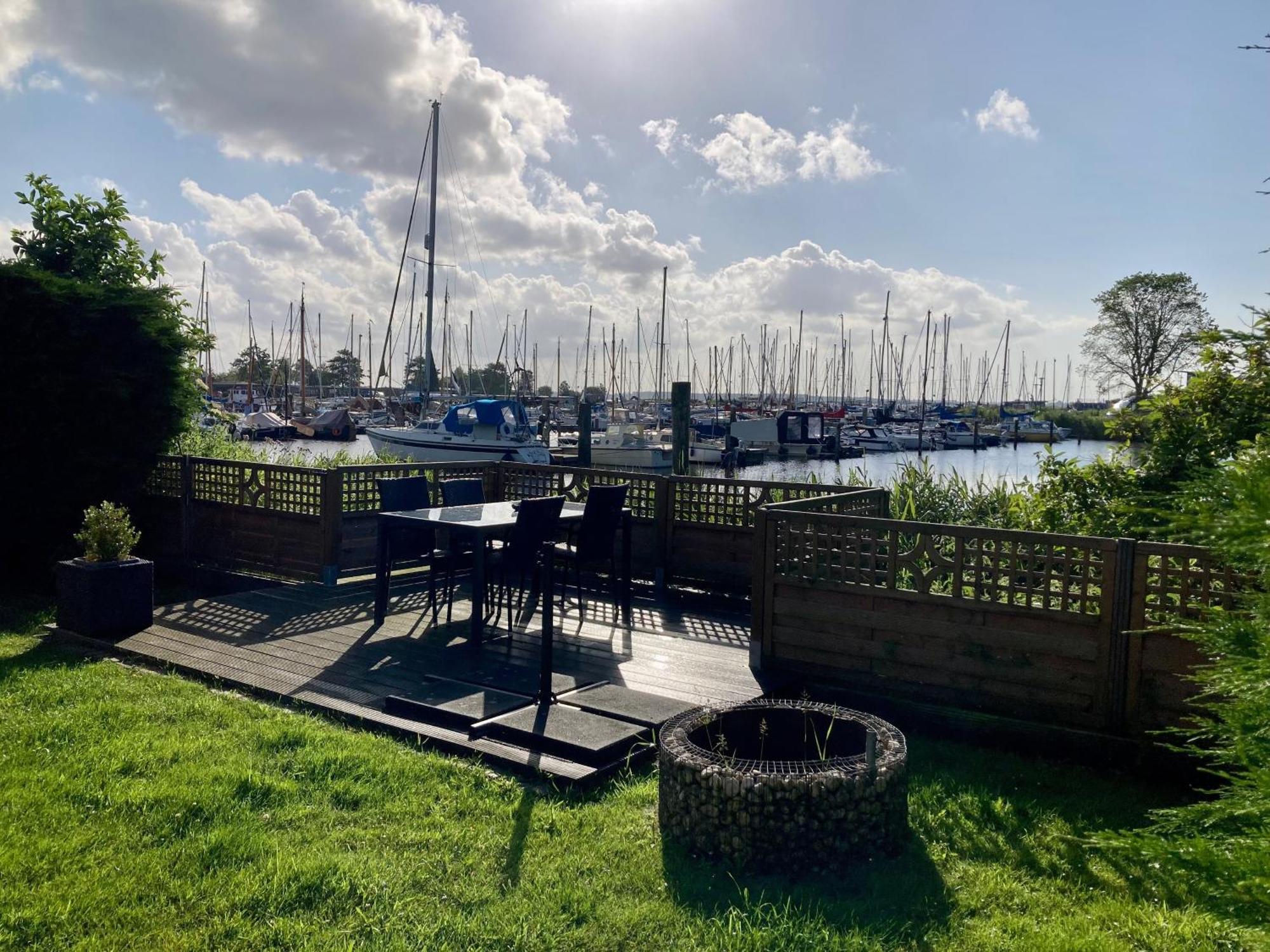 Haus Gaby direkt am Lauwersmeer Anjum Exterior foto